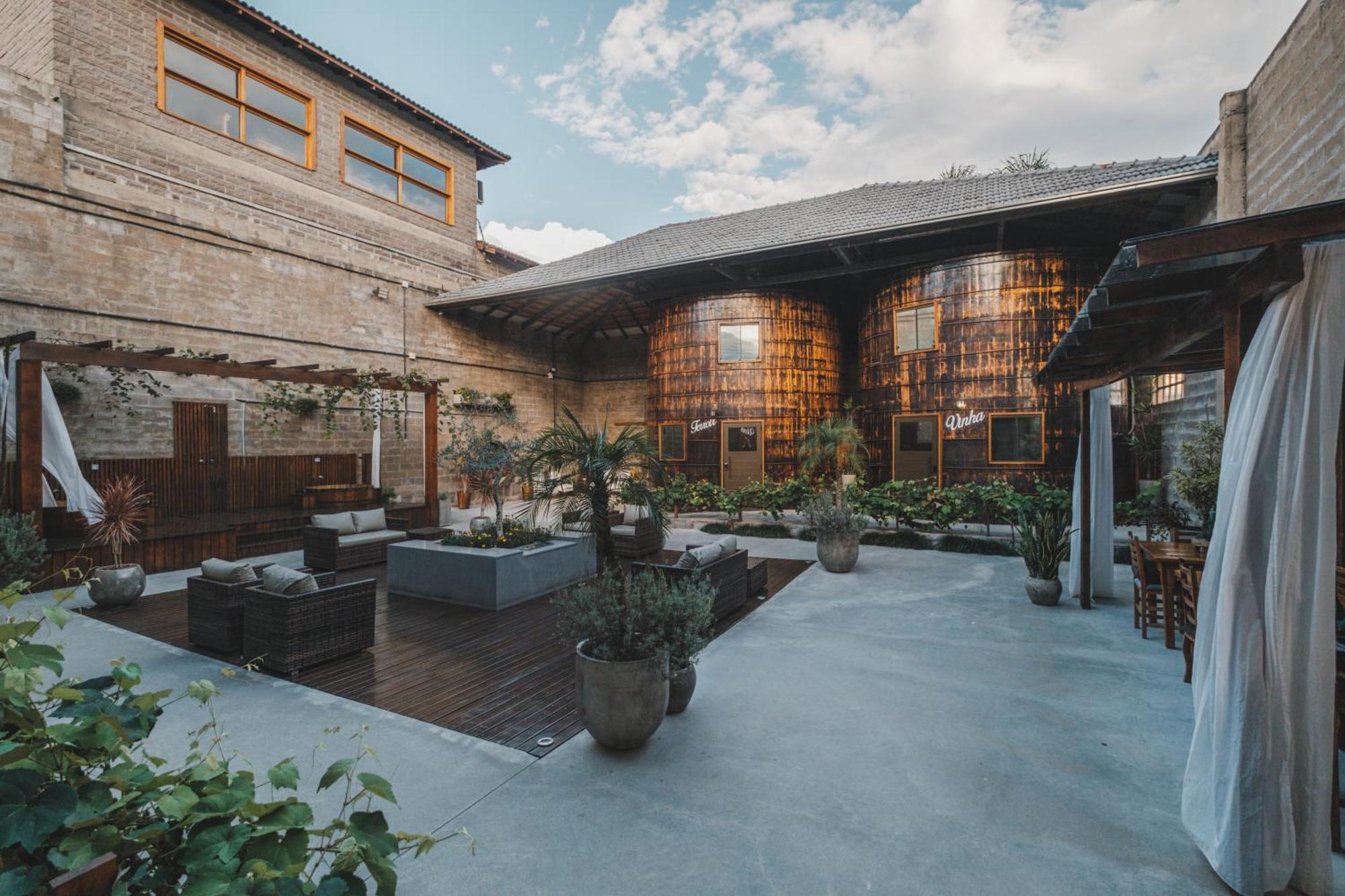 Villa Vinicolla Hospedagem Conceito Bento Goncalves Luaran gambar